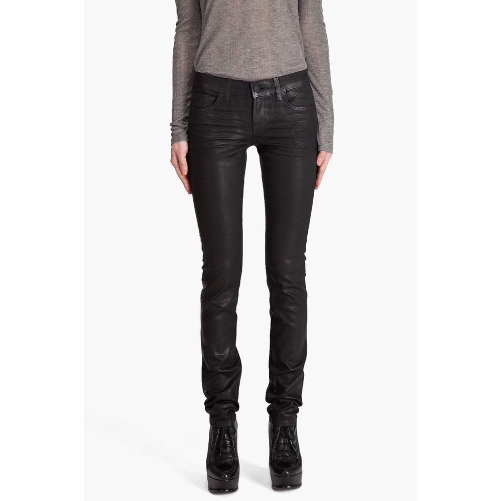 J Brand venom black coated skinny denim size 25